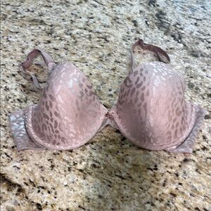 MaidenForm Sexy  Leopard Print Animal Print Lace Overlay Underwire Demi Bra 38D